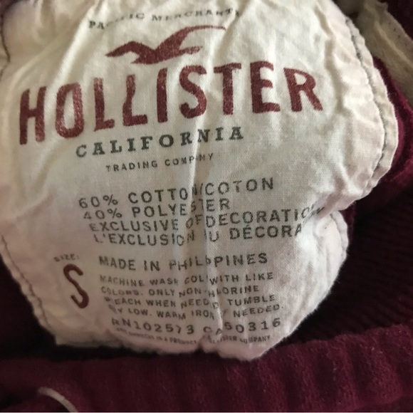 Maroon Hollister hoodie. - Picture 9 of 9